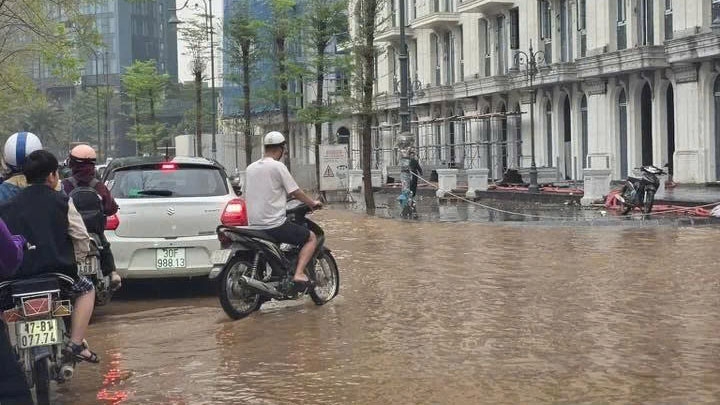 Hà Nội đang thi công 2 bể ngầm và dự án tiêu thoát nước: Liệu mùa mưa có đỡ ngập?